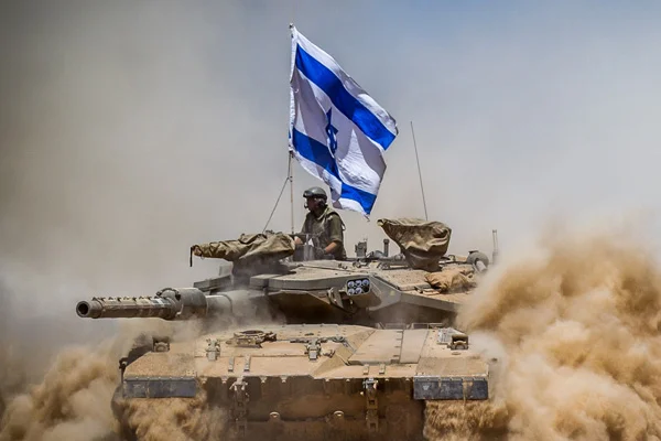 İsrail Suriye'ye tanklarla saldırdı