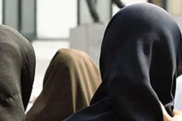 İsviçre'de yeniden başörtüsü yasağı