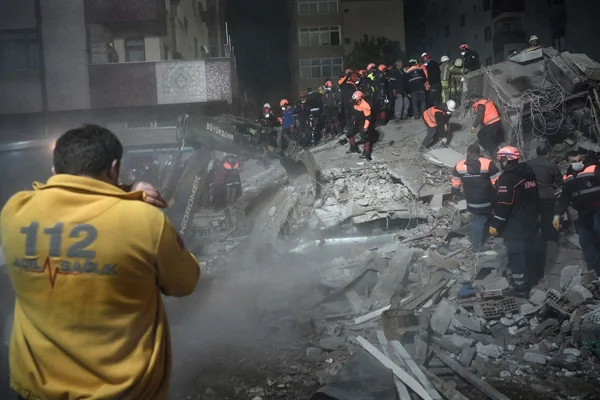 Kartal'da çöken binada ölen ve yaralananların kimlikleri belli oldu