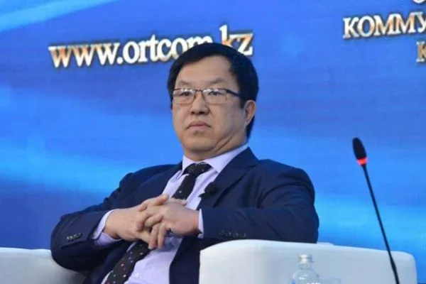 Kazakistan'da ilk kez mekanik kalp implantı ameliyatı yapıldı