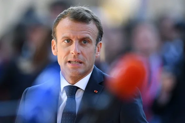 Macron'a 'Guaido' tepkisi
