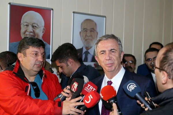 Mansur Yavaş'tan sert açıklamalar... 'Kendimizi değil, kentimizi zengin edeceğiz'