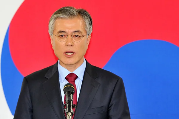 Moon Jae-in'dan Kuzey Kore'nin nükleer silahlanmasına destek