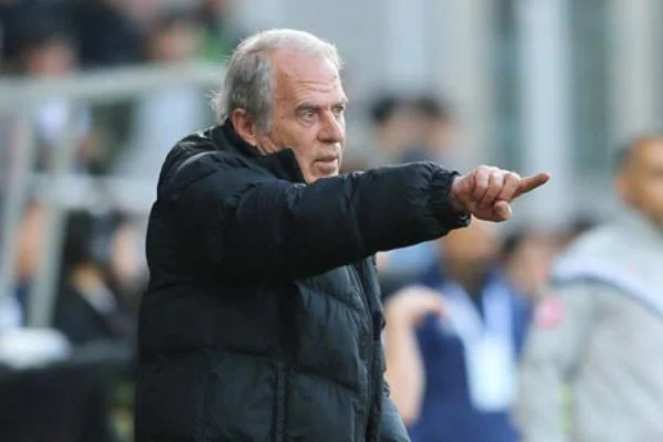 Mustafa Denizli: 'Birkaç haftadır cepten yedik'