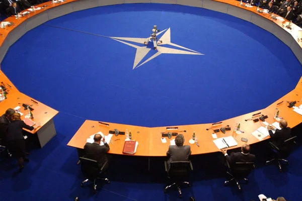 NATO üyelerinden ABD'nin INF kararına destek