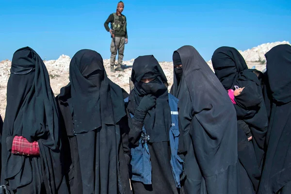 PYD'den yeni talep: BM IŞİD'liler için Suriye'de özel mahkemeler kursun
