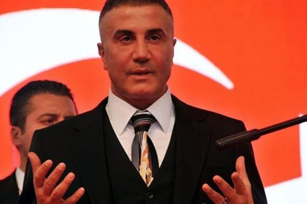 Sedat Peker'den 'silahlanın' çağrısı