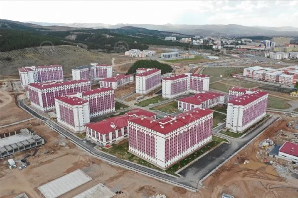 Sivas'taki KYK yurdu tamamlandı