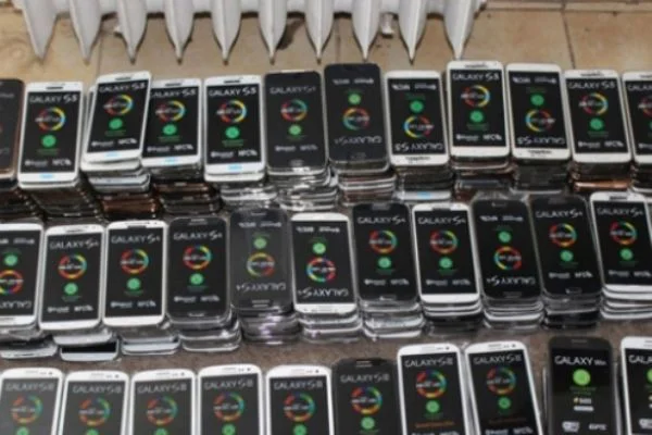 Suriyelilere kaçak telefon baskını