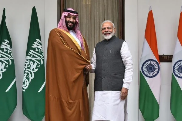 Suudi Arabistan'dan 100 milyar dolarlık yatırıma hazırlanıyor