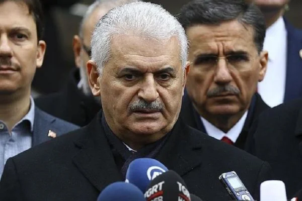TBMM Başkanı Yıldırım: Birkaç ay içerisinde ekonomiyle ilgili bulutlar dağılacak