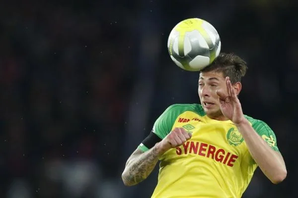 Uçak enkazındaki ceset Emiliano Sala'a ait
