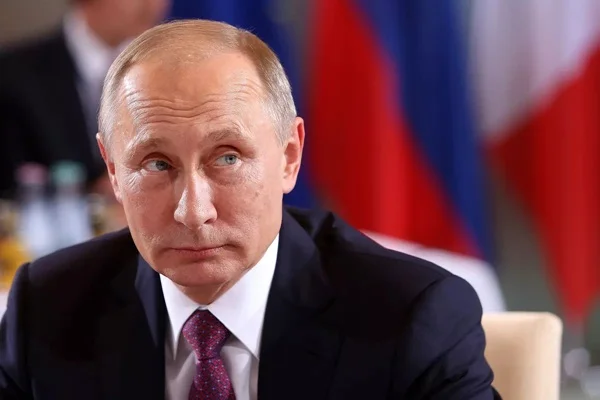 Vladimir Putin 9 generali görevden aldı