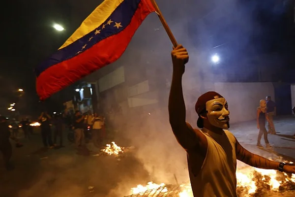 WSJ: Venezuela'daki olaylar ABD'nin Rusya ve Çin'e karşı planı
