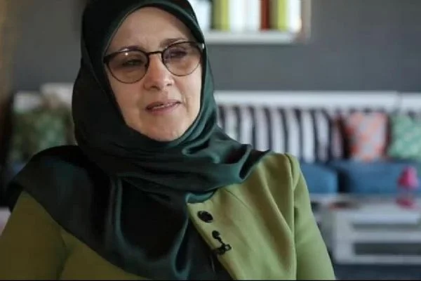 28 Şubatı yaşayan kadınlar: Artık başörtüsü aksesuar olarak kullanılıyor