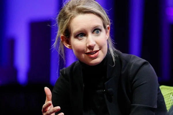 ABD'nin konuştuğu dolandırıcı: Elizabeth Holmes