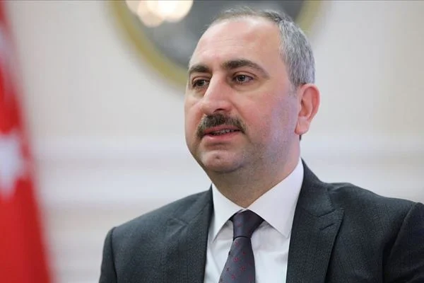 Abdülhamit Gül: Adalet Akademisi'ni reforme ederek tekrar hizmete açacağız