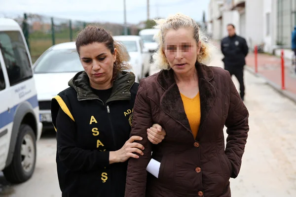 Adana'da başörtülü genç kıza saldıran kadın serbest