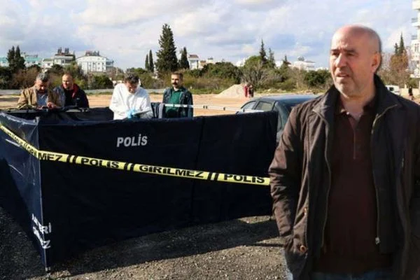 Aranan kayıp oğul otomobilde ölü bulundu