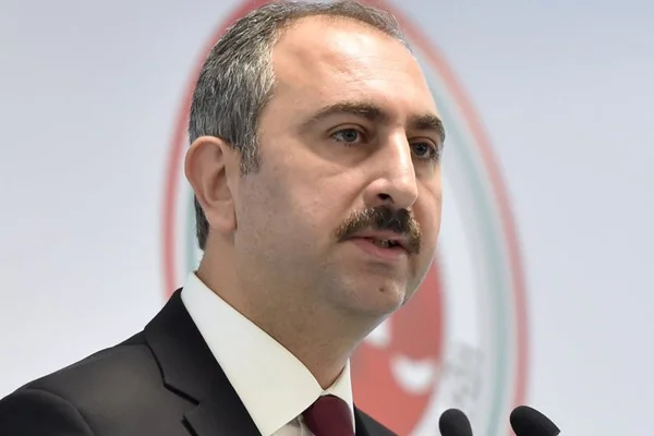 Bakan Gül'den Fırat'ın doğusuna operasyon açıklaması