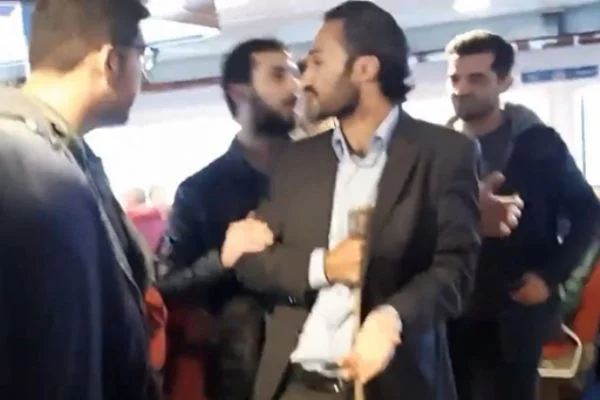 Baltayla vapura giren şahıs serbest bırakıldı