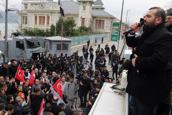Başkonsolosluk önünde Mısır'daki 'Zulme Dur De!'