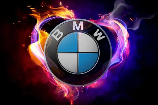 BMW'den 'Türkçe yasağı' iddialarına yanıt