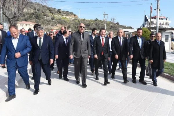 Büyükşehir adayı Yılmaz, Marmara Adası'nda seçmenlerle buluştu