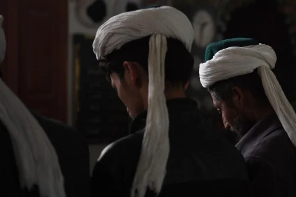 Çin'de muhbirlere para ödülü: Dini grupları ihbar edin