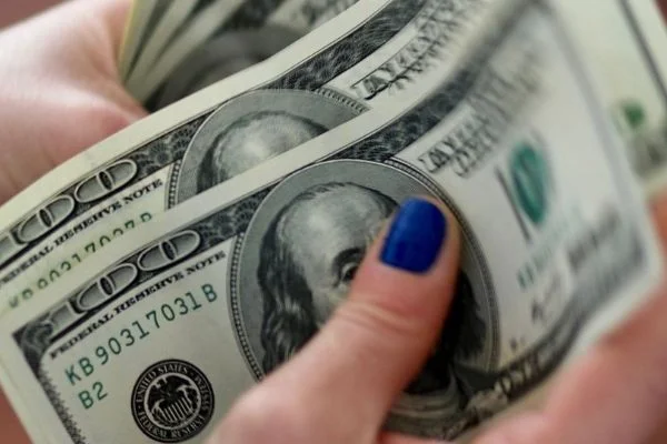 Dolar/TL güne 5.43 seviyesinden başladı