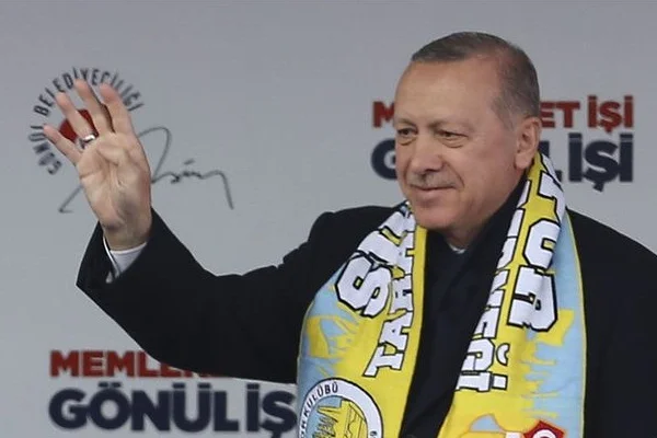 Erdoğan o şiiri tekrar okudu