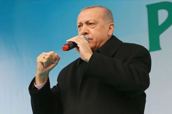 Erdoğan: Türkiye üzerinde hesapları olanlar gözlerini 31 Mart'a dikti