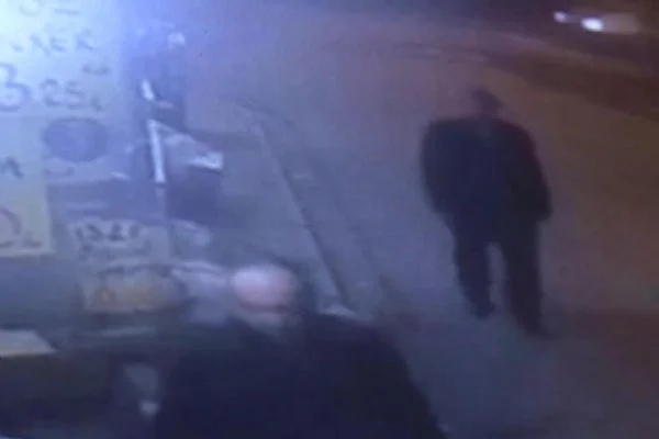 Esrarengiz şahıs omzuna dokunarak hayatını kurtardı