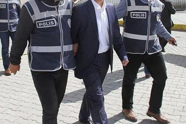 FETÖ'cü profesör etkin pişmanlıktan yararlandı