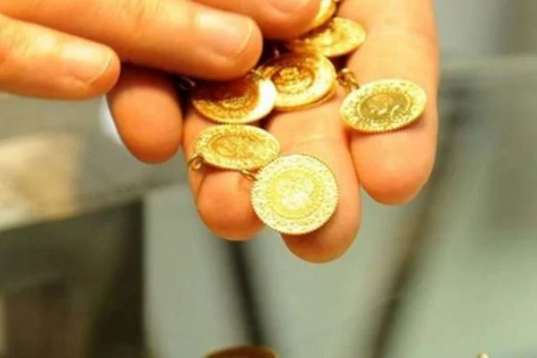 Gram altın 229 lira seviyelerinde