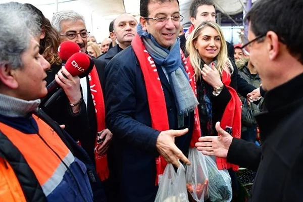 "Hanımefendinin bir suçu yok, sabah akşam konuşuyorlar"