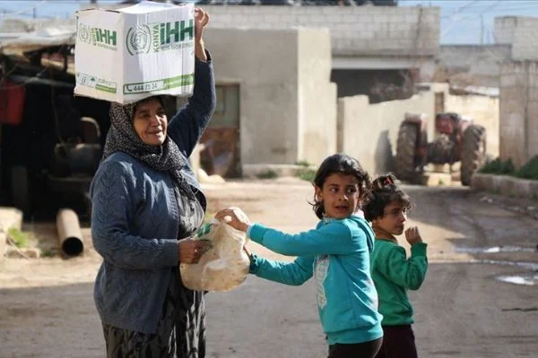 İHH'den Afrin'de bir yılda 150 bin sivile insani yardım