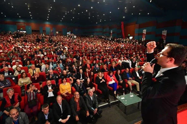 İmamoğlu 'Laf aramızda kalsın' dedi anket sonuçlarını açıkladı