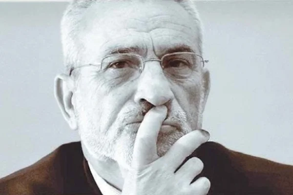 İsmet Özel'in sağlık durumu ciddiyetini koruyor