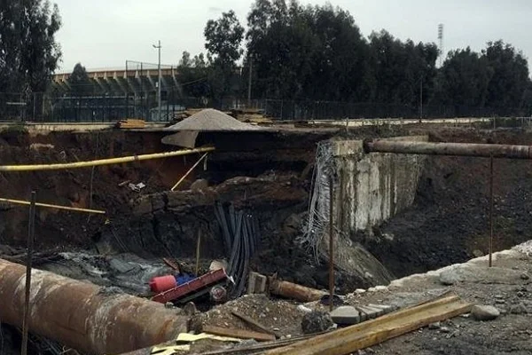 İzmir'de metro inşaatında göçük: 2 kişi enkaz altında