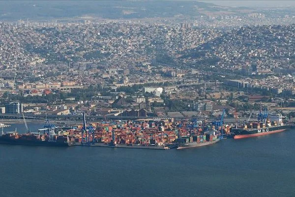İzmir Limanı'nın 'çekim' gücü artıyor