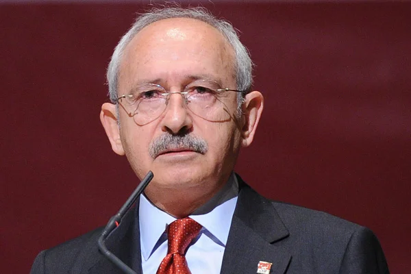 Kılıçdaroğlu: Belediyelerimizde asgari ücret 2200 TL olacak