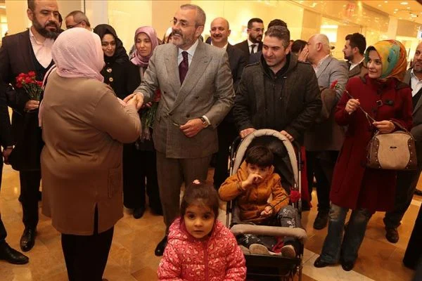 'Kimin kiminle beraber olduğuna milletimiz bakıyor'