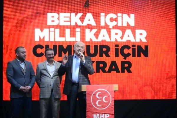 Mevlüt Uysal: 15 Temmuz'da yapamadıklarını 31 Mart seçimlerinde yapmaya çalışıyorlar