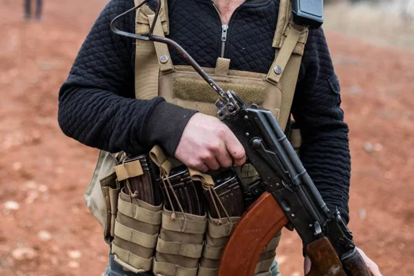 ÖSO'dan Cerablus'ta operasyon: Kaçakçılara ait silah ve mühimmat ele geçirildi