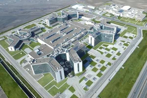 Romanya Başbakanı, Türk firmalarının ülkesinde şehir hastaneleri yapmasını istedi