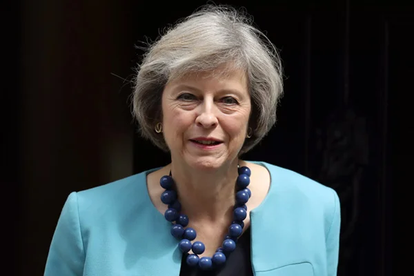 ''Theresa May'i devirme planları yapılıyor''