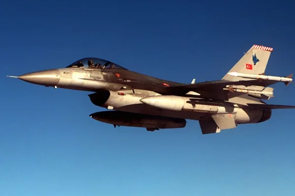 'Türk jetleri Ege'de herhangi bir taciz olayına karışmadı'
