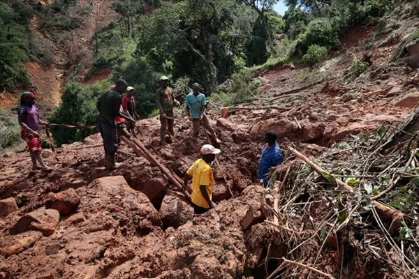 Zimbabve'de 145 kişinin daha cesedine ulaşıldı
