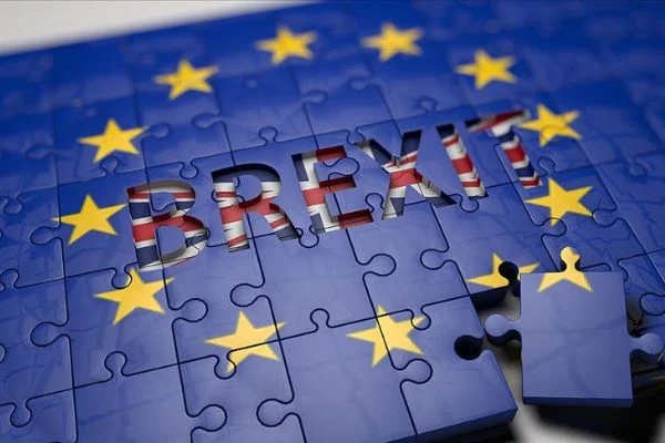 AB'den 'esnek ertelemeli' Brexit teklifi